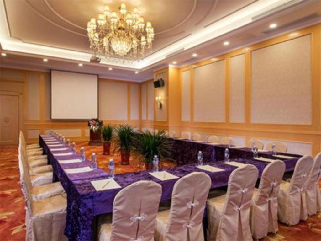 Vienna International Hotel Shanghai Pujiang Eksteriør billede
